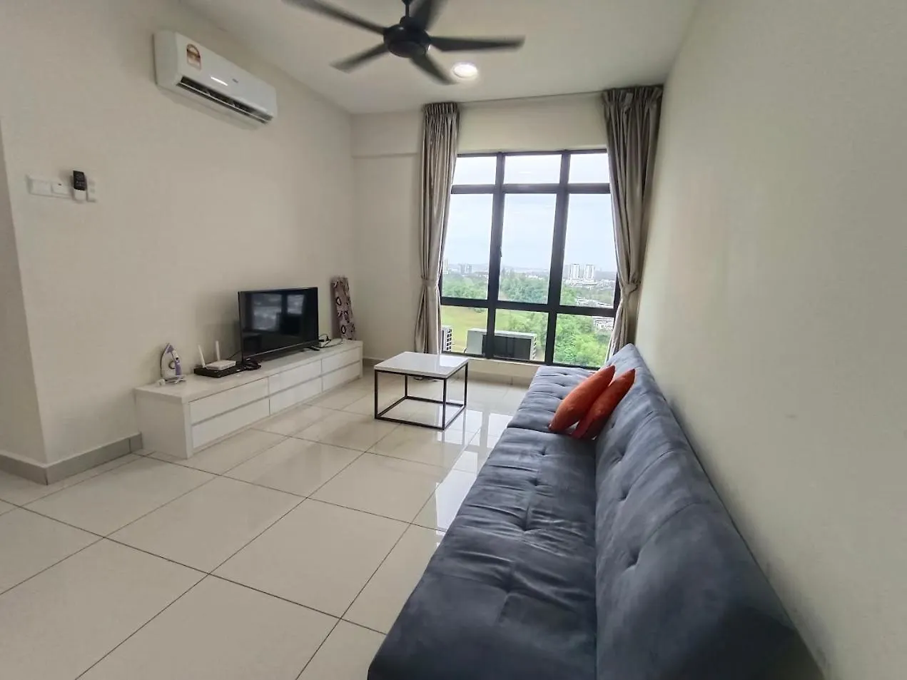 Mount Austin 3Room 8Pax Host By Wendy Johor Bahru Apartment